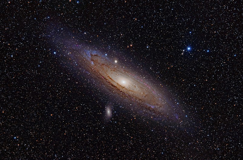 تصویر کهکشان اندرومدا با فیلتر هیدورژن-آلفا 